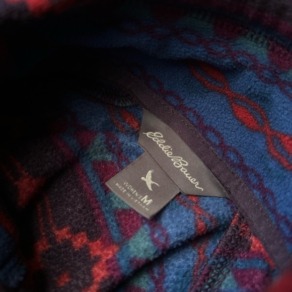 -Eddie Bauer Women’s Fleece
-Size Medium - Picture 3 of 6
